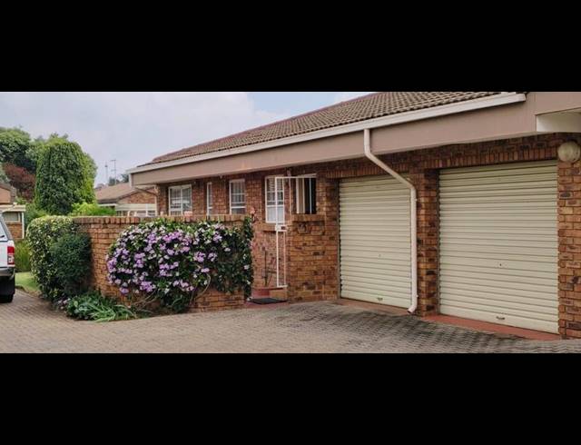 2 BEDROOM SIMPLEX FOR SALE IN NORTON PARK